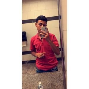 Meet your Posher, Luis